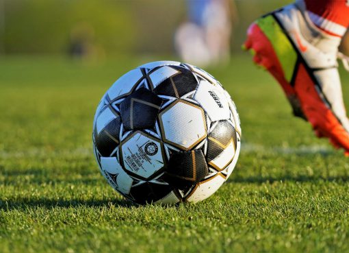 Osób na treningu w szkółce piłkarskiej Warszawa